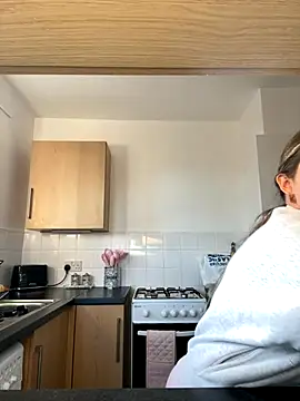 Snapshot of Goldiebaby chatting on 12.02.25 Goldiebaby online show from 12.02.25