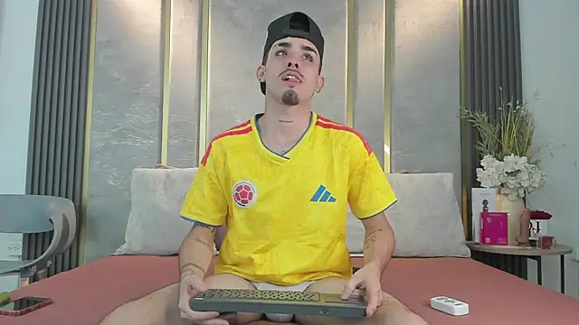 NikoStone  online show from 06.28.26