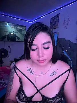 Sophie Dreamss online show from 10.25.25