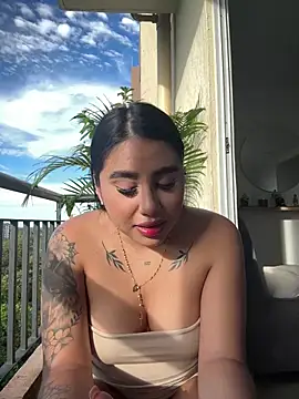 Snapshot of Sophie_Dreamss chatting on 05.02.26 Sophie Dreamss online show from 05.02.26