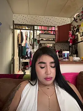 Snapshot of Sophie_Dreamss chatting on 05.19.26 Sophie Dreamss online show from 05.19.26