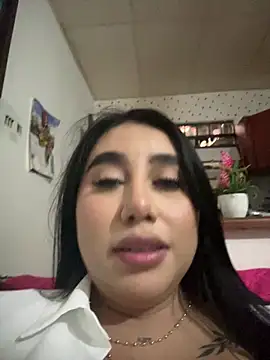 Snapshot of Sophie_Dreamss chatting on 05.31.26 Sophie Dreamss online show from 05.31.26