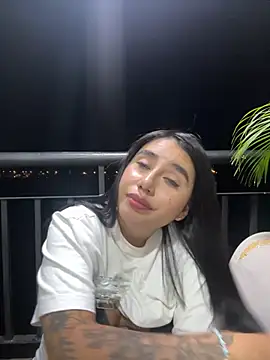 Snapshot of Sophie_Dreamss chatting on 06.14.26 Sophie Dreamss online show from 06.14.26