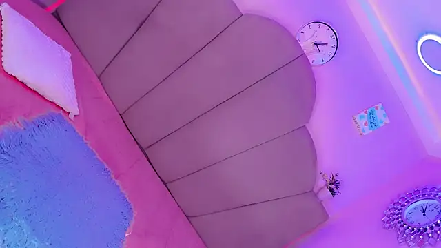 Nauthy girl online show from 10.06.25