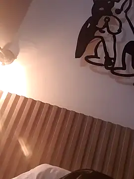 Snapshot of trickyOne chatting on 09.08.25 trickyOne online show from 09.08.25