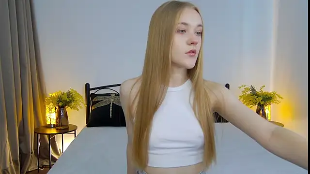 KumiKruz online show from 09.13.25