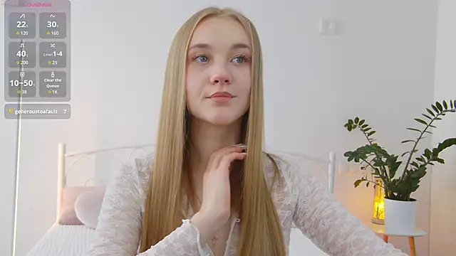 KumiKruz online show from 10.14.25