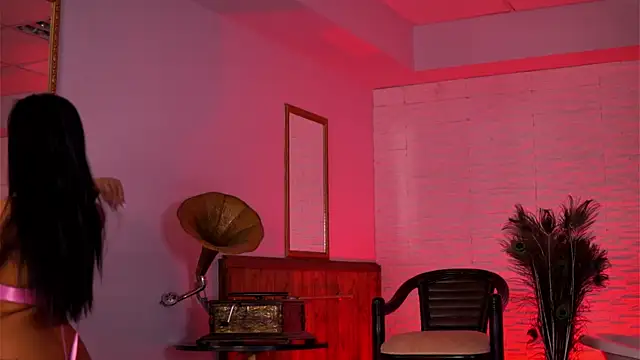 AishaaDevoe online show from 12.02.25