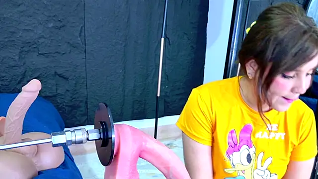 LizzyOlsen online show from 05.17.26