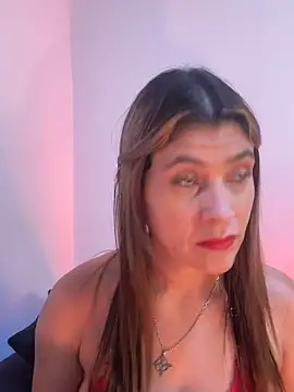 Snapshot of Skarlett_12_ chatting on 11.18.25 Skarlett 12 online show from 11.18.25