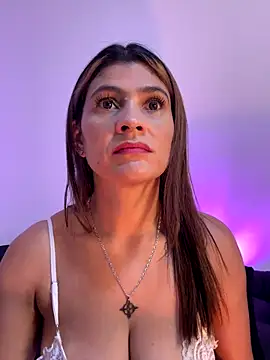 Snapshot of Skarlett_12_ chatting on 11.24.25 Skarlett 12 online show from 11.24.25