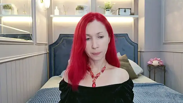 Snapshot of Sofia_Lix chatting on 11.17.25 Sofia Lix online show from 11.17.25