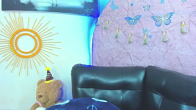 christopher Hot online show from 04.28.26