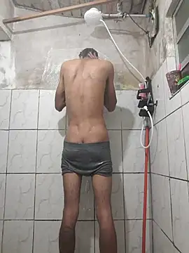 Snapshot of Dedede32 chatting on 10.19.25 Dedede32 online show from 10.19.25