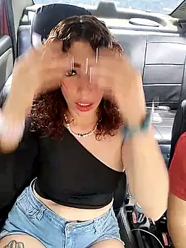 Snapshot of roxyrougee chatting on 09.15.25 roxyrougee online show from 09.15.25