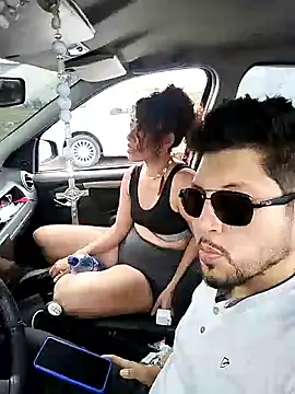 Snapshot of roxyrougee chatting on 10.17.25 roxyrougee online show from 10.17.25