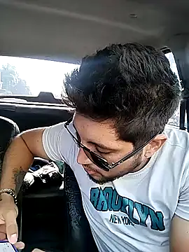 Snapshot of roxyrougee chatting on 10.18.25 roxyrougee online show from 10.18.25