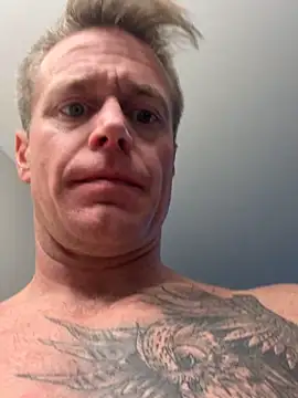 DILFiGuess11 online show from 10.28.25