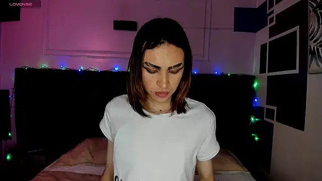 Snapshot of Aaron_Fordd chatting on 10.29.25 Aaron Fordd online show from 10.29.25