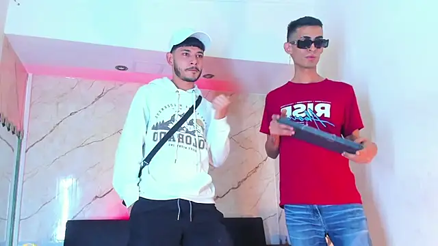 Golldens Dreamss online show from 10.11.25