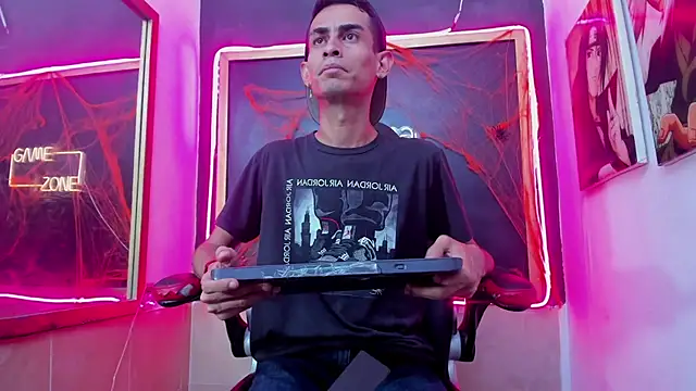 Golldens Dreamss online show from 10.27.25