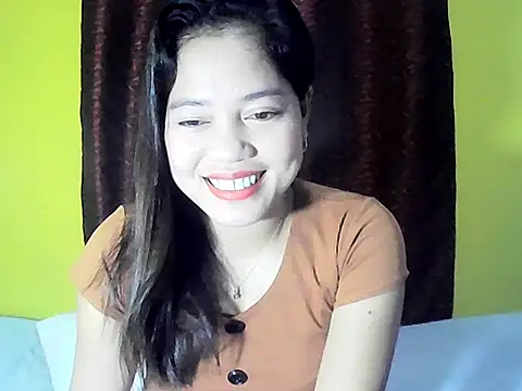 Snapshot of xmaldita18 chatting on 09.15.25 xmaldita18 online show from 09.15.25