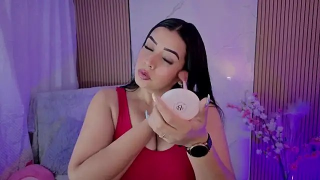 Kayleemorales online show from 06.14.26