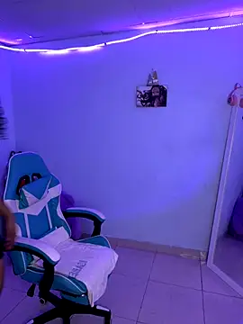 ViolettaMiller  online show from 09.18.25