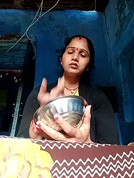 Jooli xx online show from 03.05.26