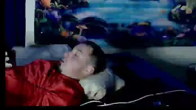 Snapshot of YoBlezz chatting on 11.13.25 YoBlezz online show from 11.13.25