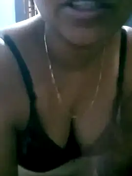 Snapshot of pinky_telugu_143 chatting on 11.12.25 pinky telugu 143 online show from 11.12.25