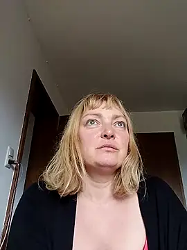 LiluLiluLilu online show from 09.25.25