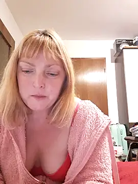 LiluLiluLilu online show from 10.16.25