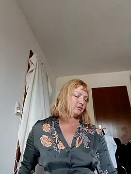 LiluLiluLilu online show from 05.22.26