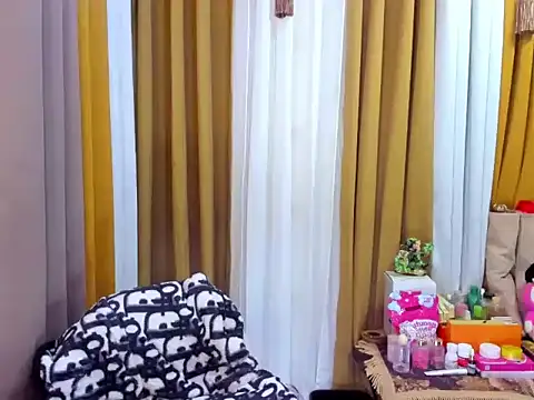 Snapshot of imallyoures69 chatting on 09.27.25 imallyoures69 online show from 09.27.25