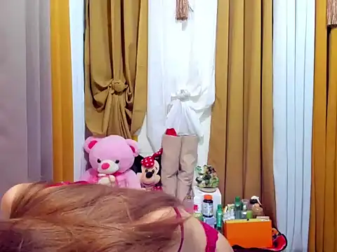 Snapshot of imallyoures69 chatting on 11.15.25 imallyoures69 online show from 11.15.25