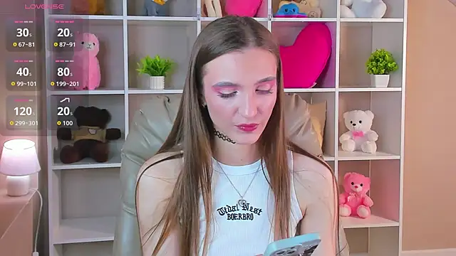 Alisha Green online show from 10.21.25