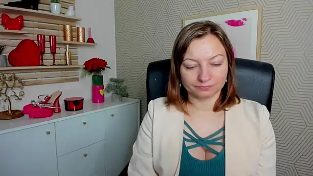 Snapshot of angelaSamt chatting on 04.09.26 angelaSamt online show from 04.09.26