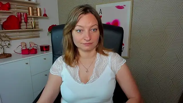 Snapshot of angelaSamt chatting on 06.09.26 angelaSamt online show from 06.09.26