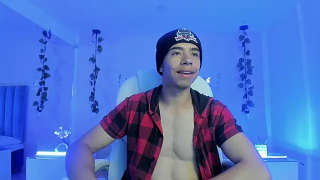 Muscle Scott online show from 11.01.25