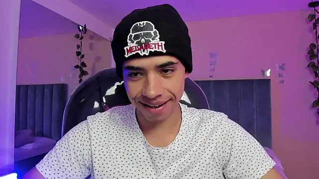 Muscle Scott online show from 11.21.25