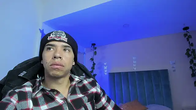 Muscle Scott online show from 02.06.26