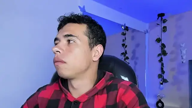 Muscle Scott online show from 02.28.26