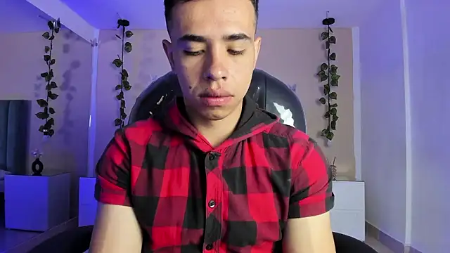 Muscle Scott online show from 03.06.26