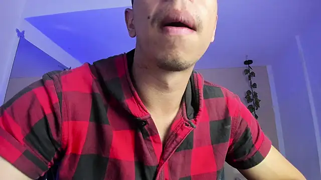 Muscle Scott online show from 03.12.26