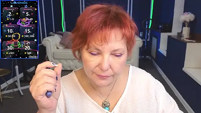 Kira Kenett online show from 09.16.25