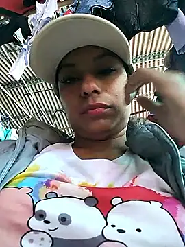 AnggelicaSwan21 online show from 10.31.25