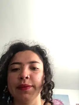 Paris 11 online show from 10.02.25