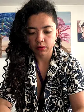 Paris 11 online show from 11.11.25