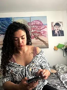 Paris 11 online show from 11.28.25